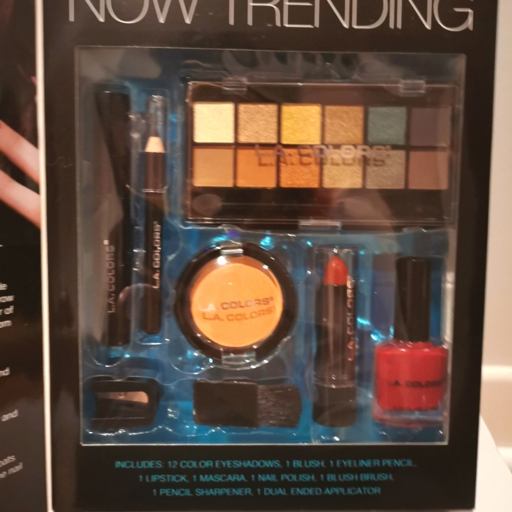 LA colors beauty book set bundle